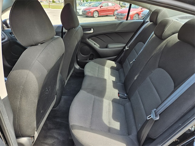 Vehicle image 9 of 30