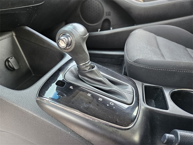 Vehicle image 23 of 30