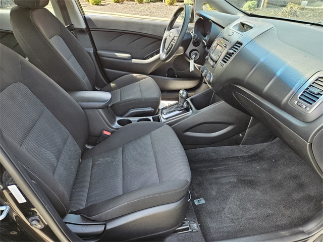 Vehicle image 15 of 30