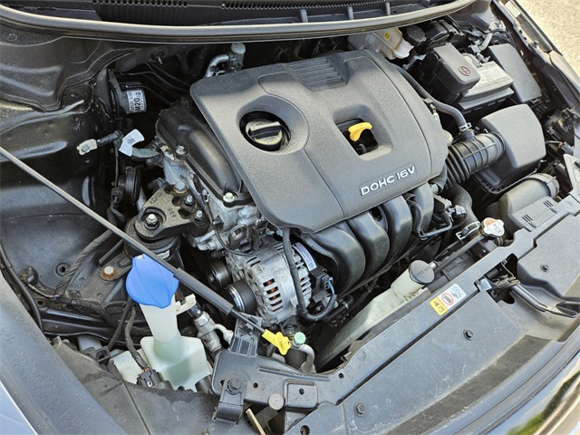 Vehicle image 16 of 30