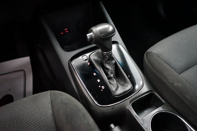 Vehicle image 29 of 44