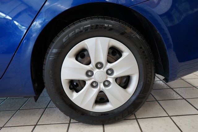 Vehicle image 43 of 44