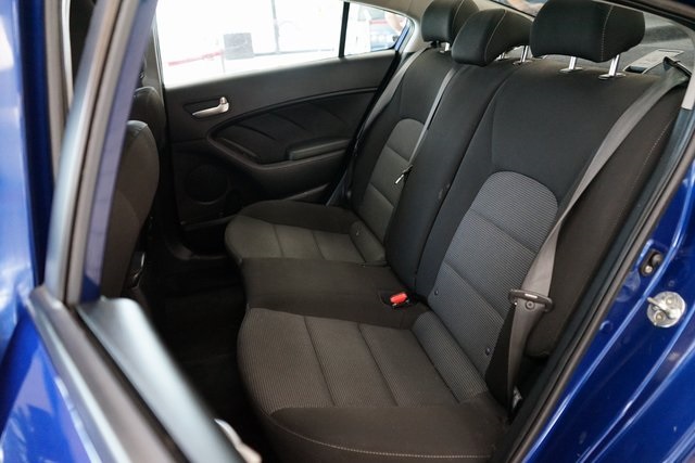 Vehicle image 36 of 44