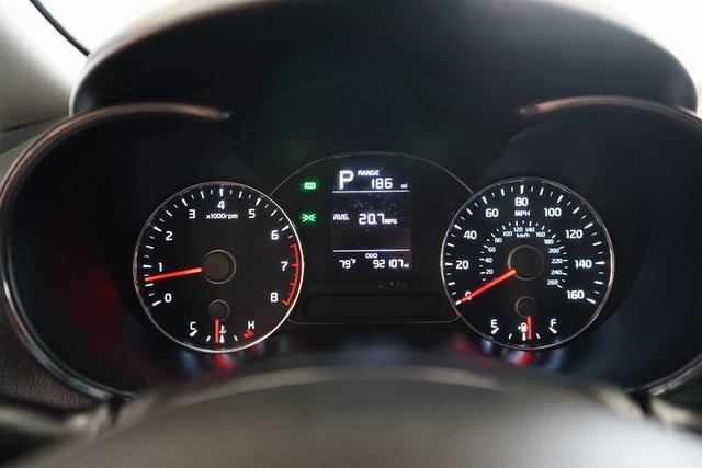 Vehicle image 26 of 44