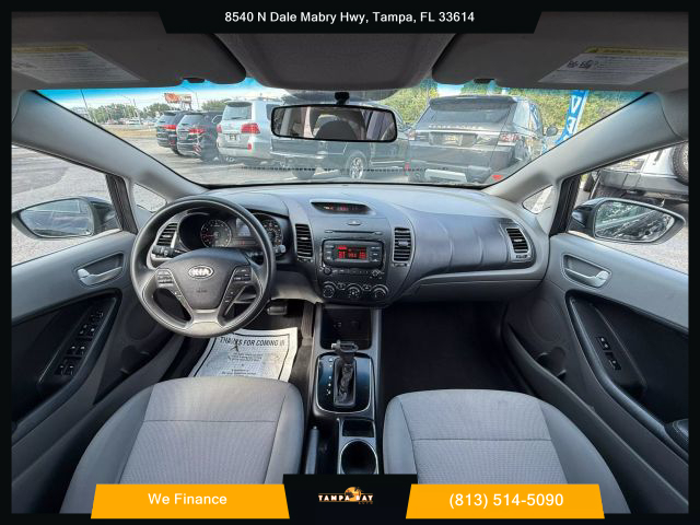 Vehicle image 16 of 18