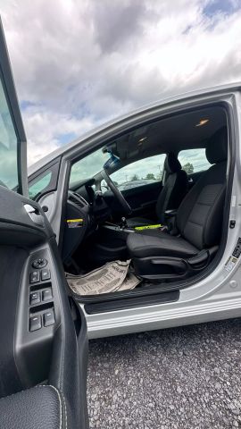 Vehicle image 24 of 37