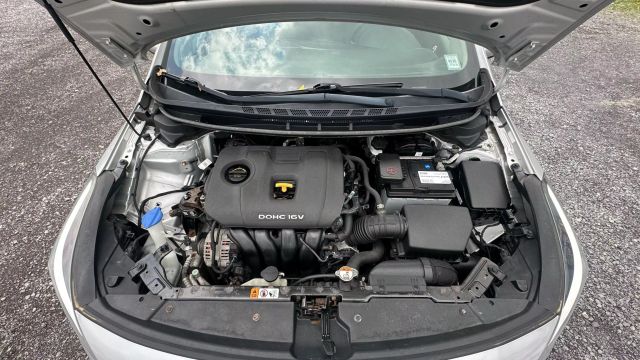 Vehicle image 7 of 37