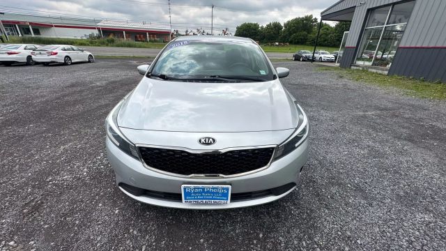 Vehicle image 2 of 37