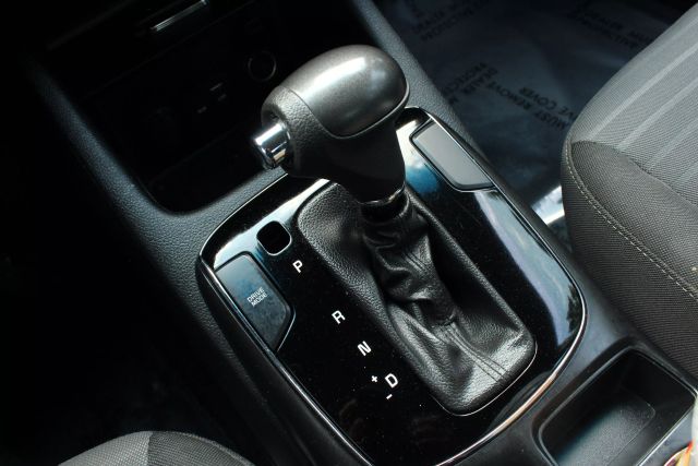 Vehicle image 43 of 46