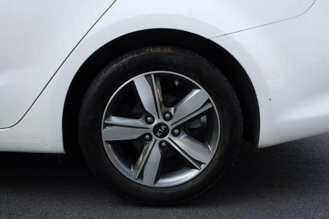 Vehicle image 12 of 46