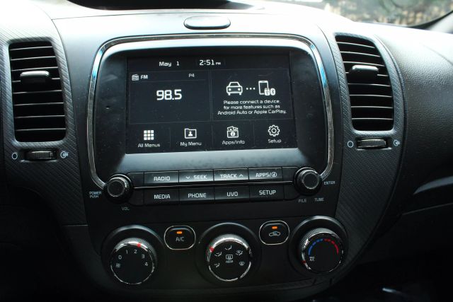Vehicle image 42 of 46