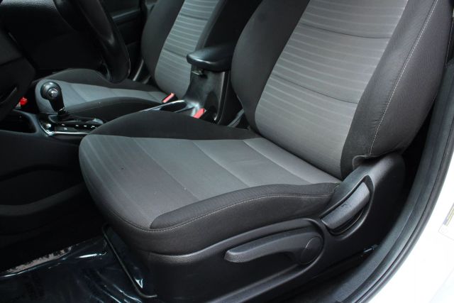 Vehicle image 18 of 46