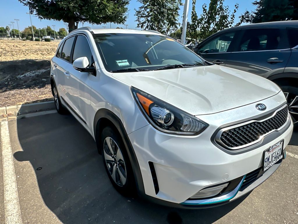 2018 Kia Niro Plug-In Hybrid EX Image 1 of 2
