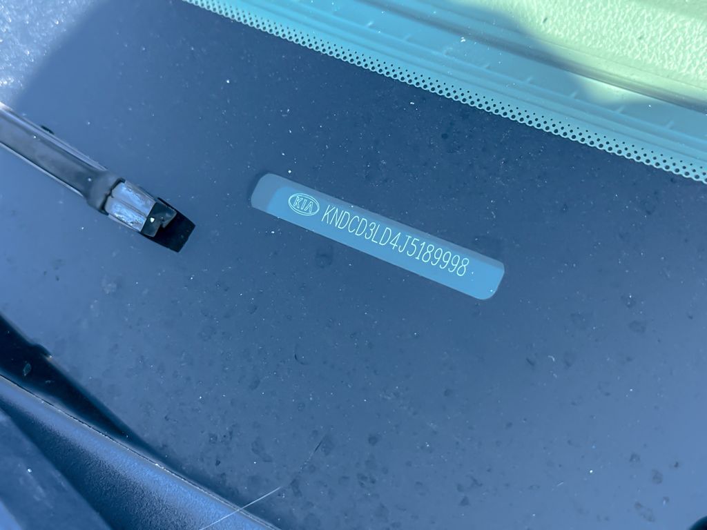 2018 Kia Niro Plug-In Hybrid EX Image 2 of 2