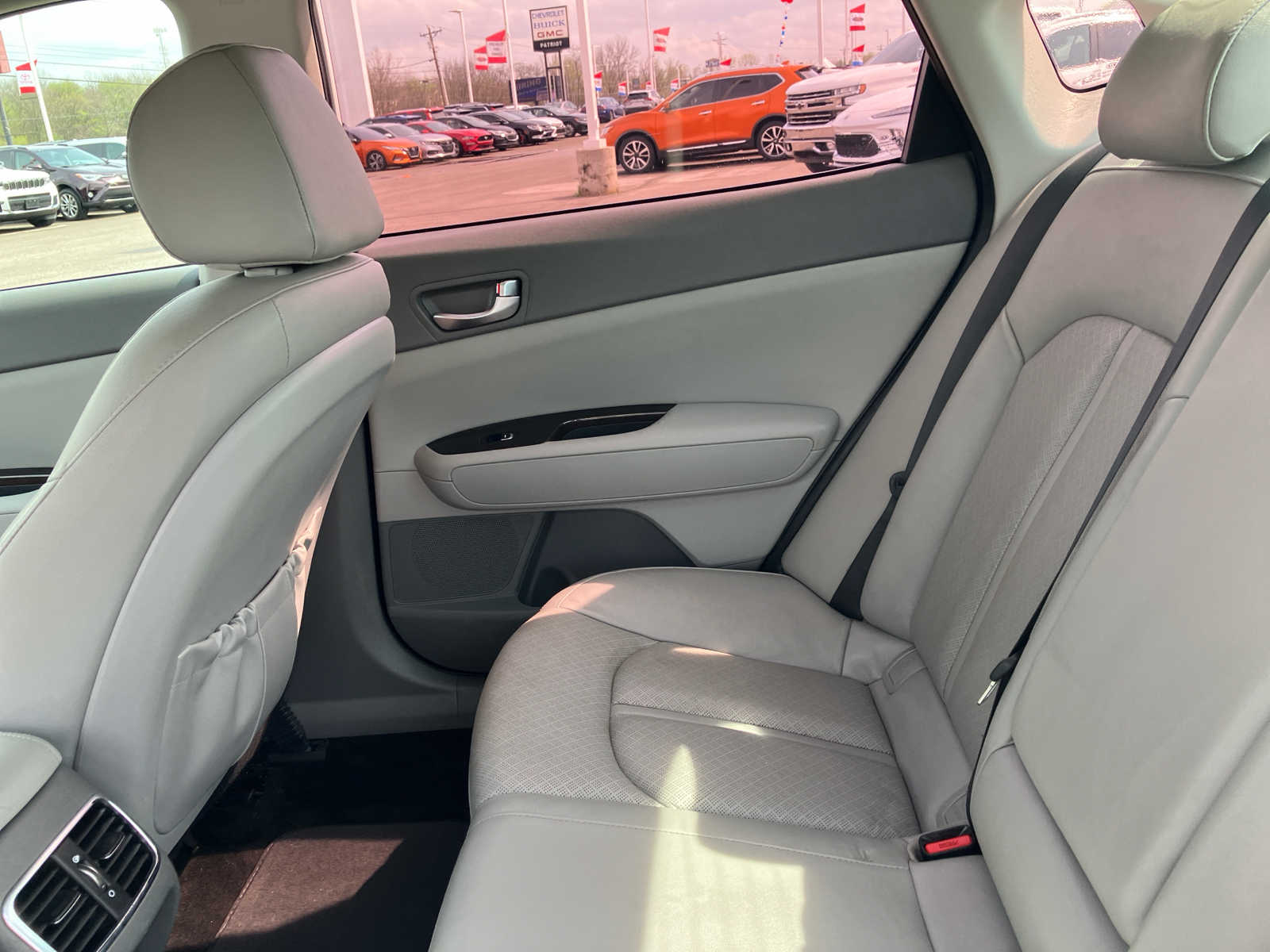 Vehicle image 34 of 34
