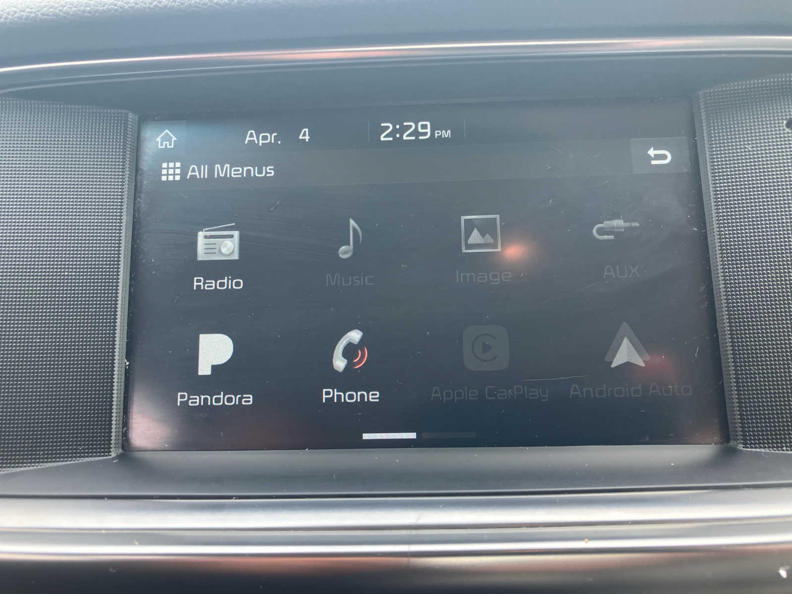 Vehicle image 22 of 34