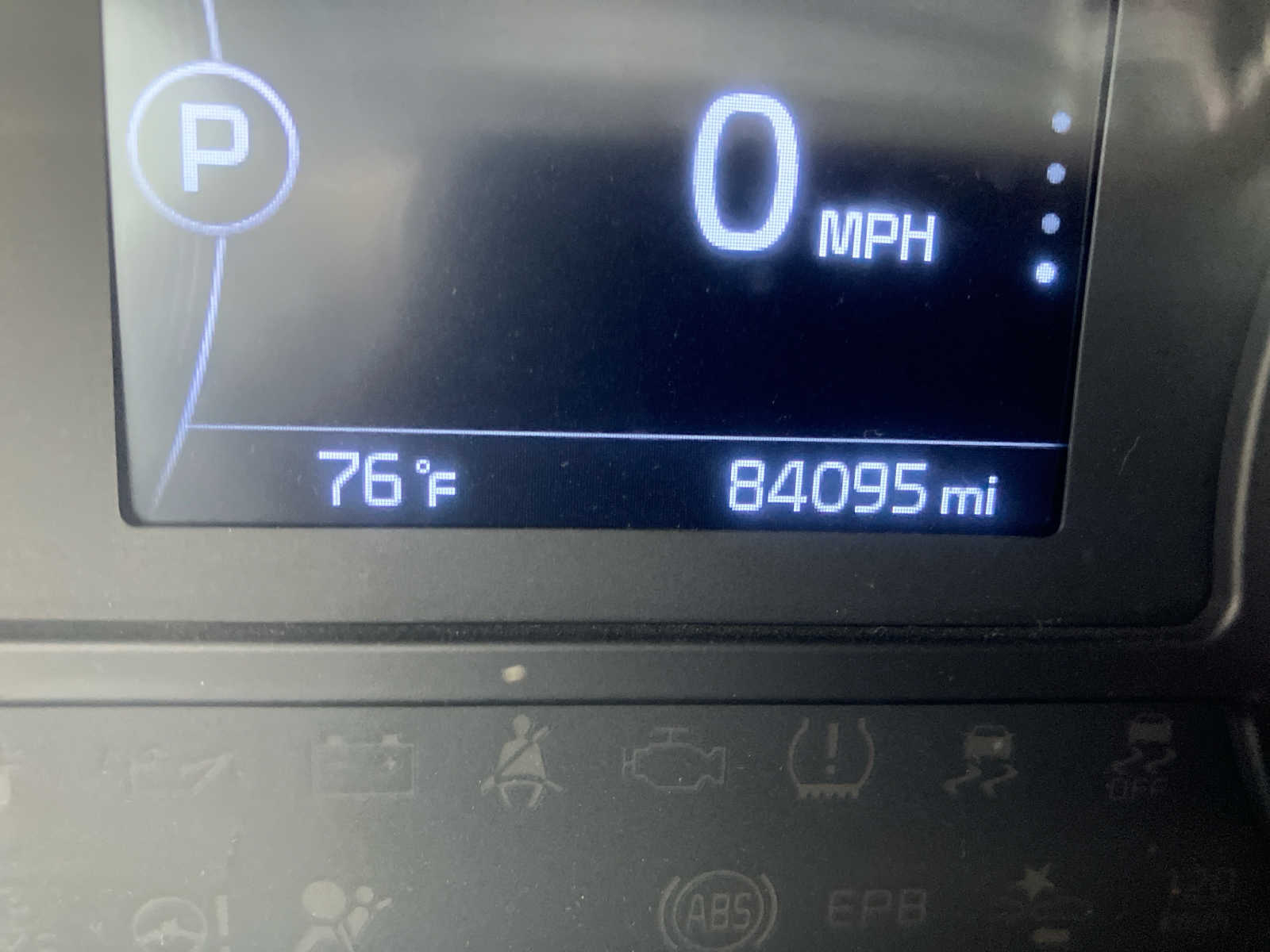 Vehicle image 17 of 34