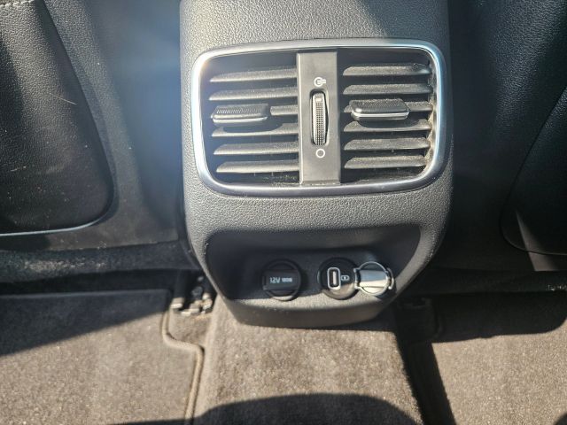 Vehicle image 45 of 73