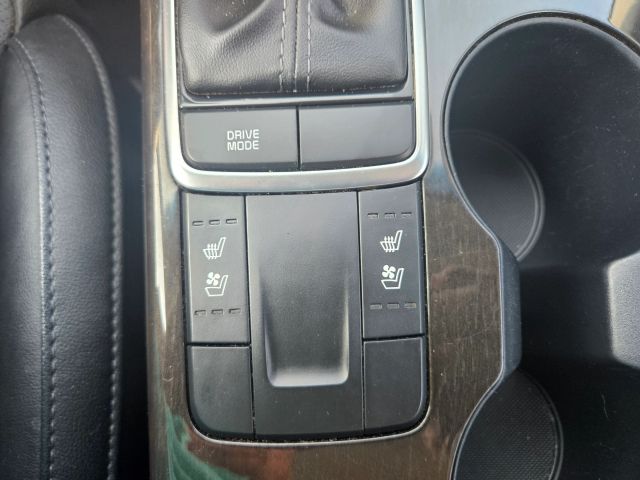 Vehicle image 60 of 73