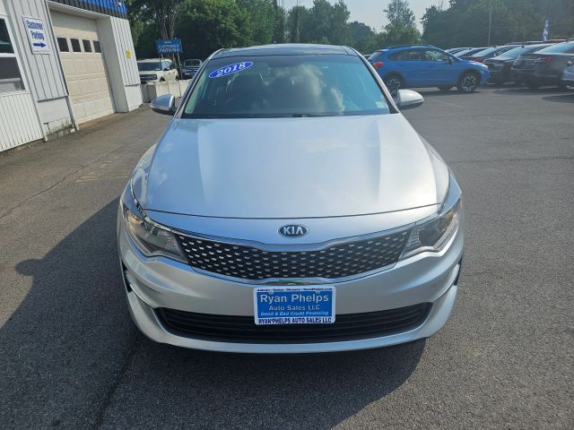 Vehicle image 4 of 73