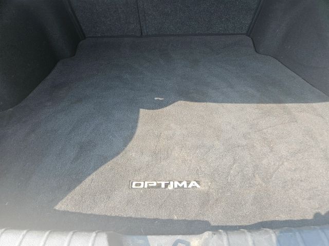 Vehicle image 25 of 73