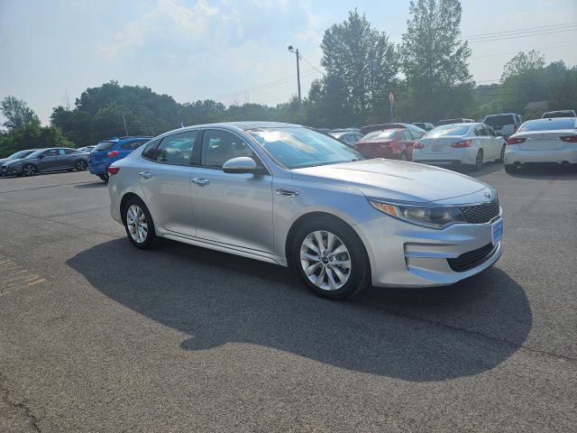 Vehicle image 6 of 73