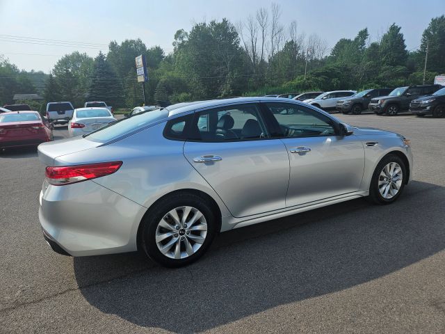 Vehicle image 12 of 73
