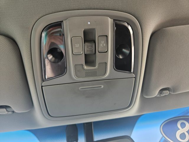 Vehicle image 46 of 73