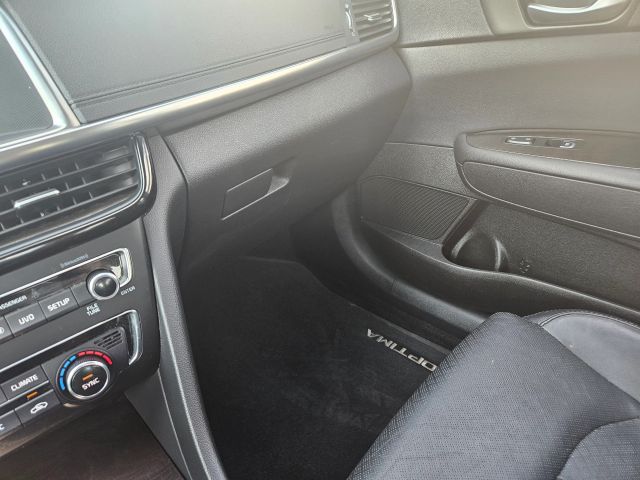 Vehicle image 42 of 73