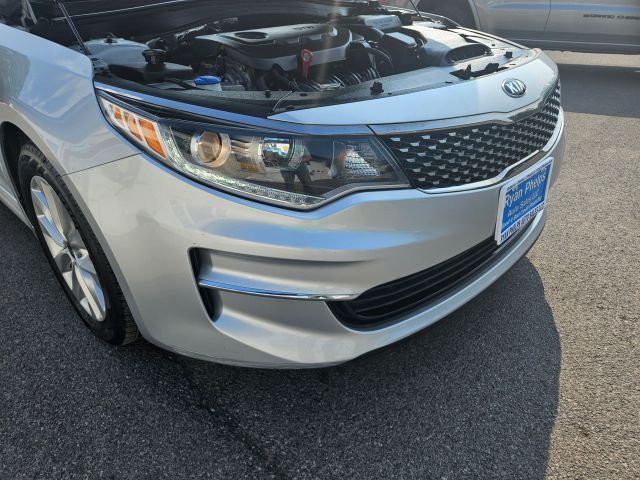Vehicle image 61 of 73
