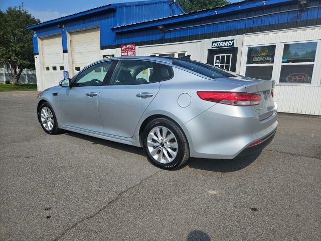Vehicle image 17 of 73