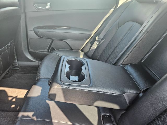 Vehicle image 54 of 73