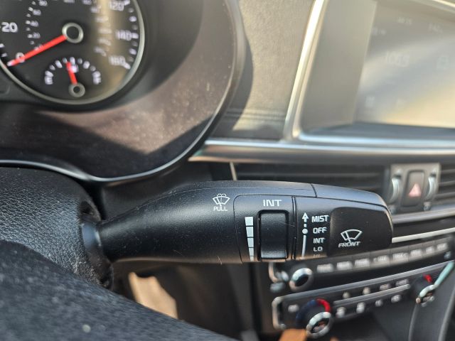 Vehicle image 59 of 73