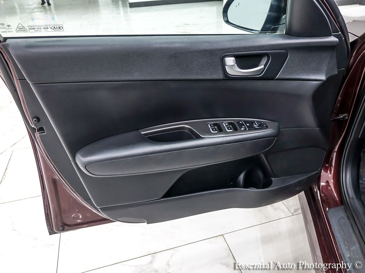 2018 Kia Optima LX Image 28 of 32