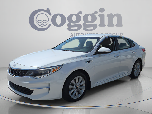 2018 Kia Optima LX Image 1 of 36