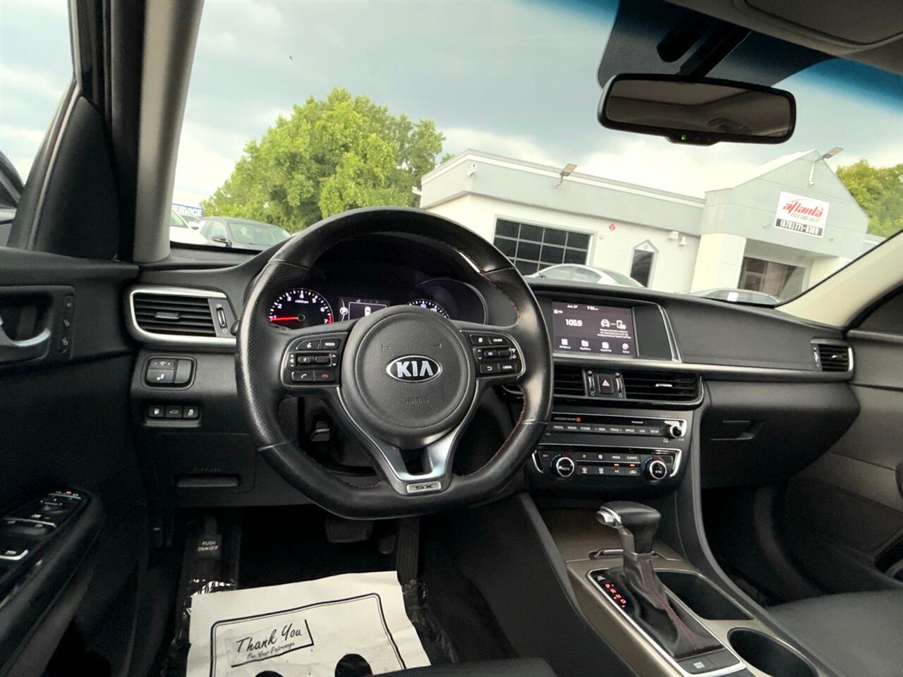 Vehicle image 17 of 45