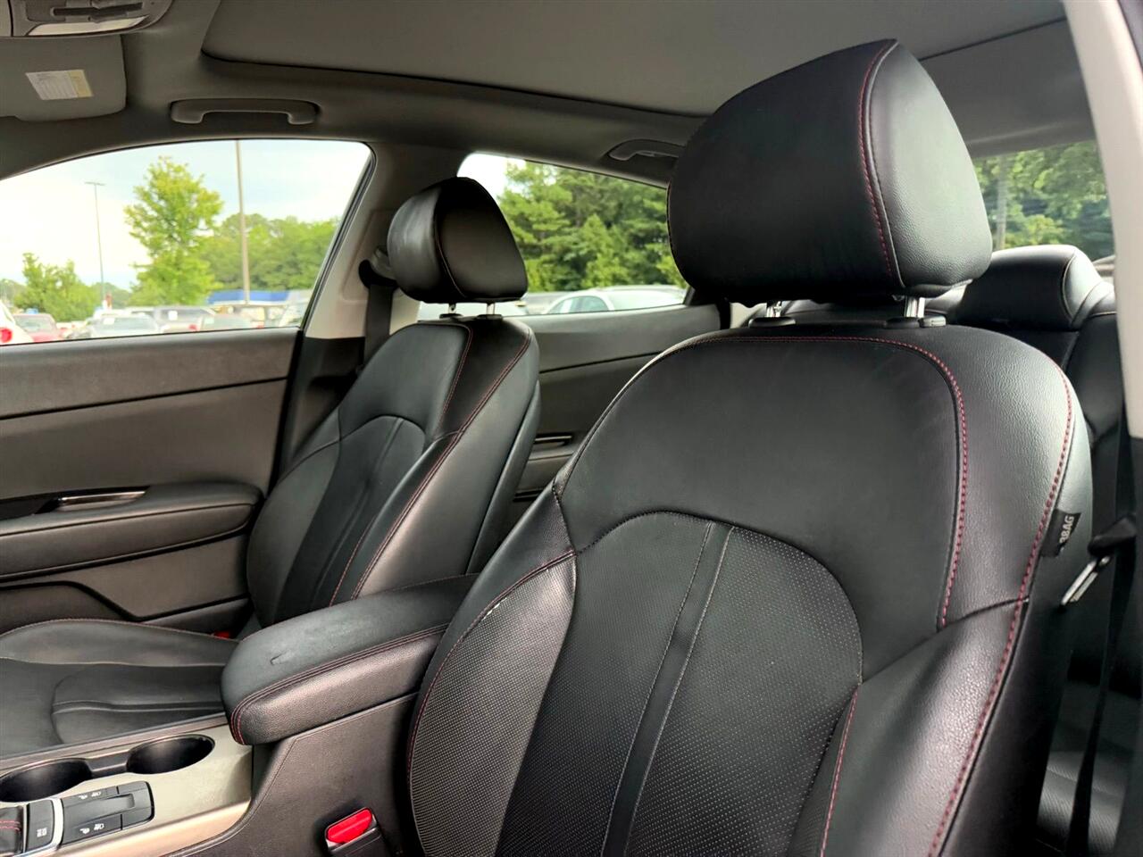 Vehicle image 13 of 45