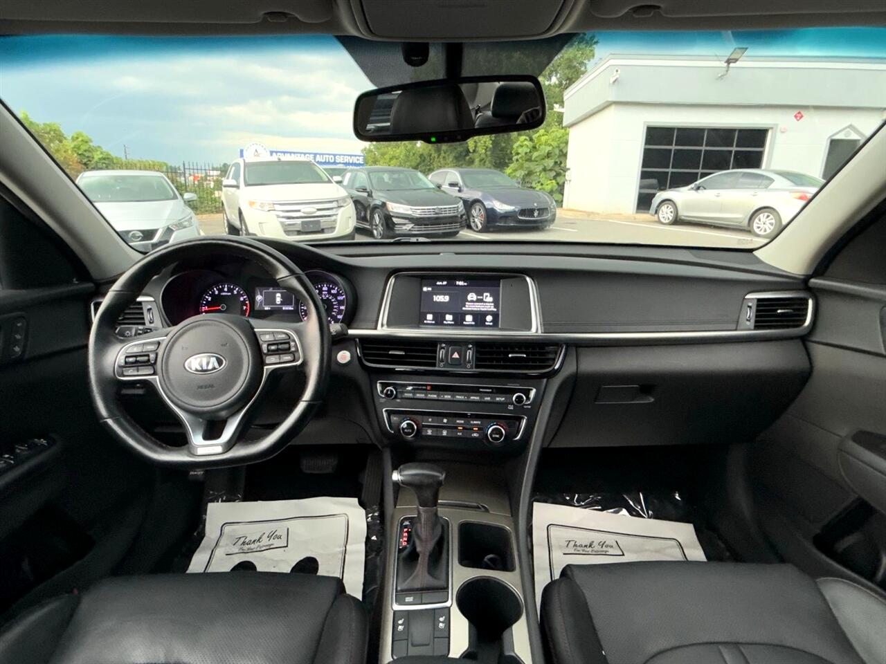 Vehicle image 20 of 45