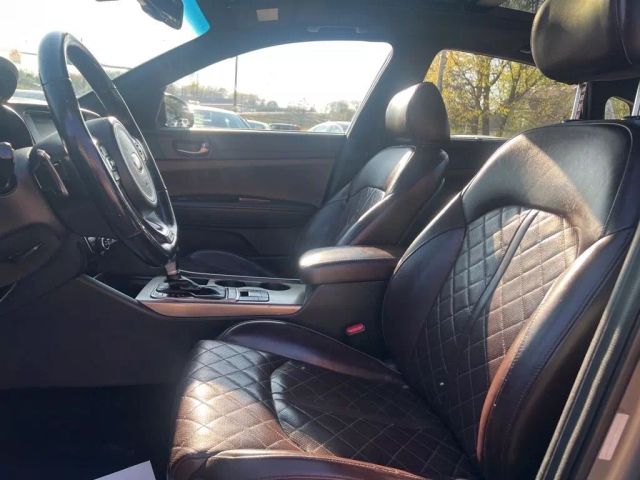 Vehicle image 6 of 28
