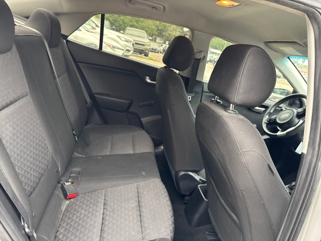 Vehicle image 12 of 19