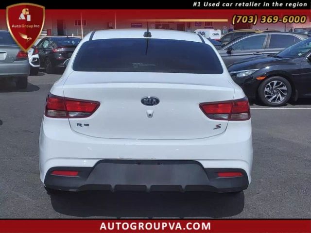 Vehicle image 6 of 26