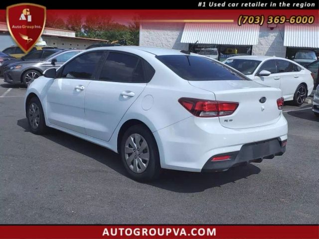 Vehicle image 7 of 26