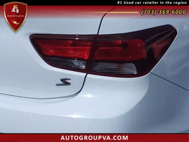 Vehicle image 10 of 26