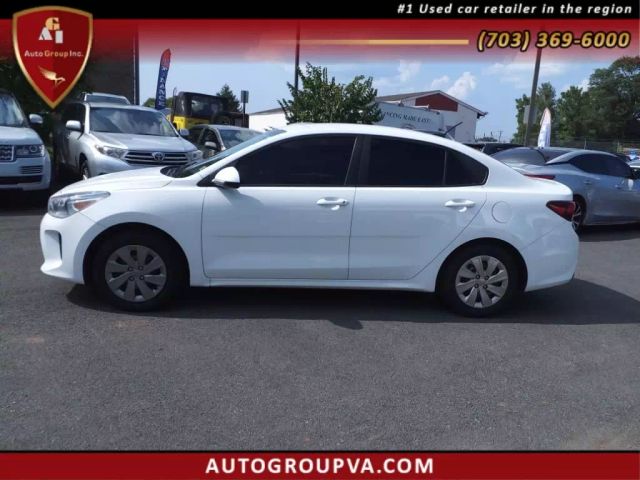 Vehicle image 8 of 26