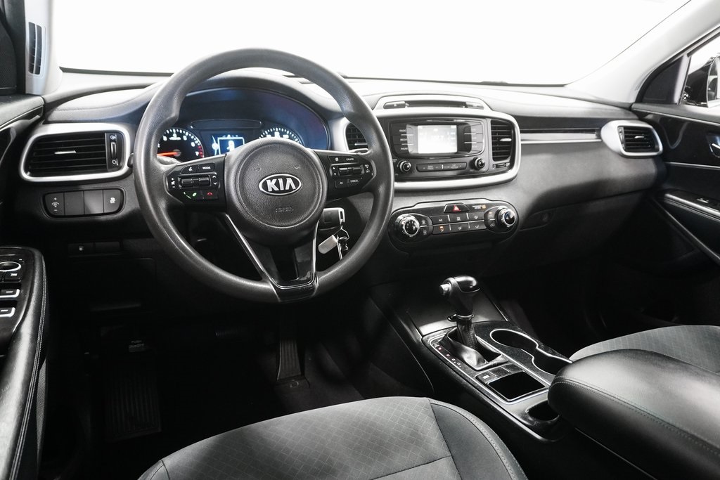 2018 Kia Sorento L Image 15 of 26
