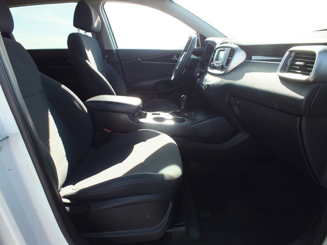 Vehicle image 20 of 21
