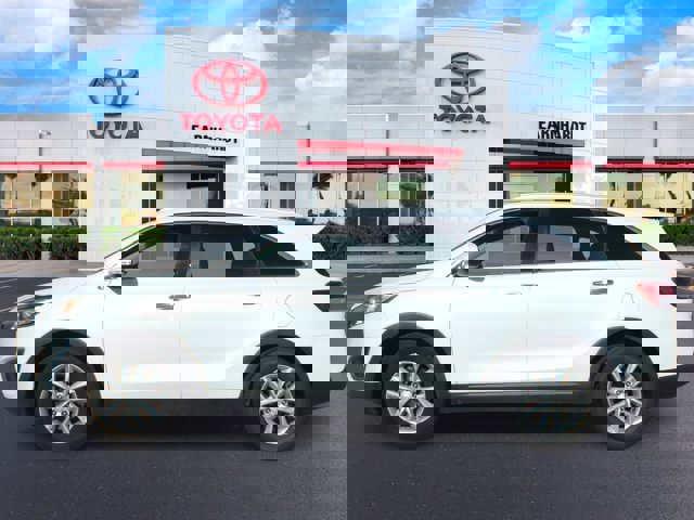 Vehicle image 2 of 21