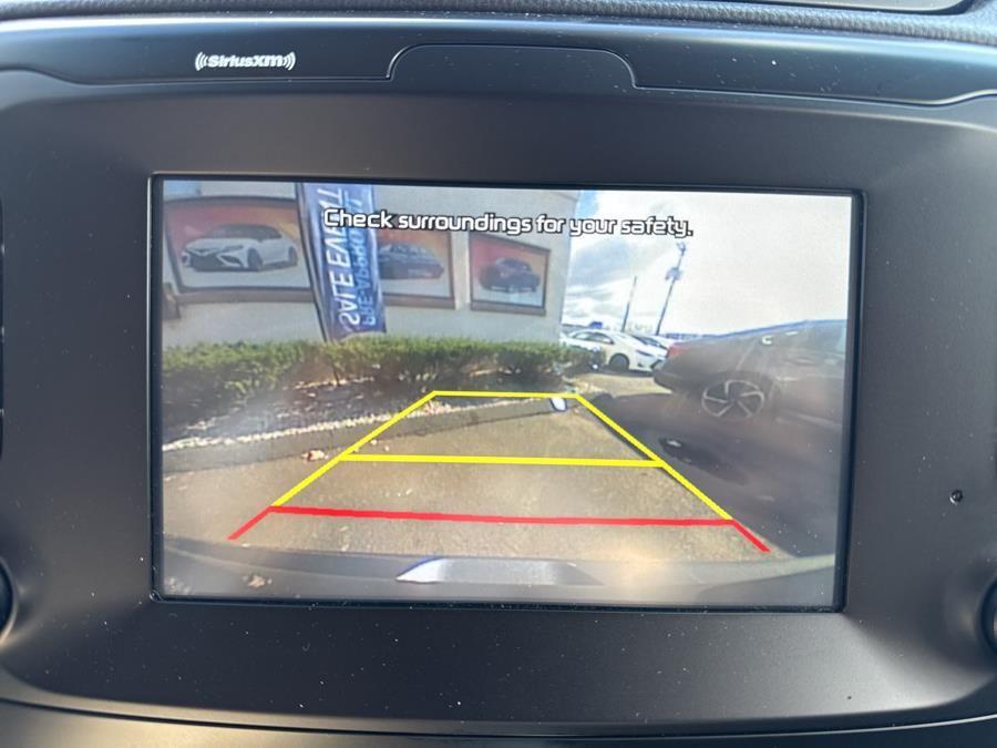 Vehicle image 20 of 30