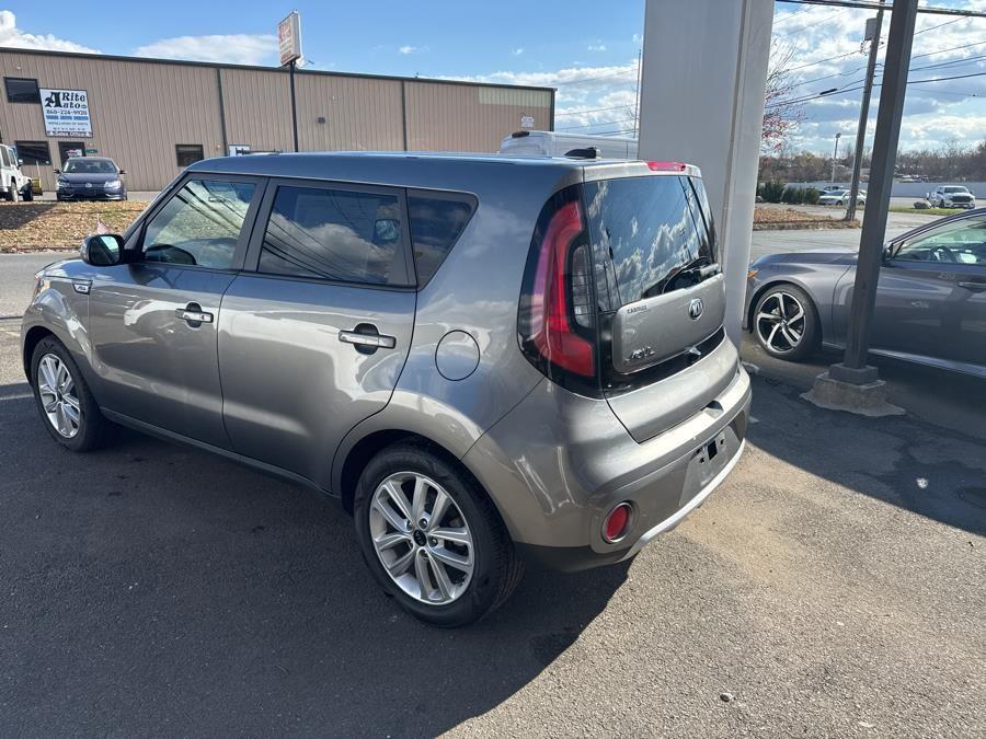 Vehicle image 6 of 30