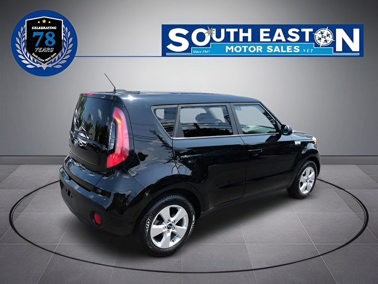 Vehicle image 40 of 43